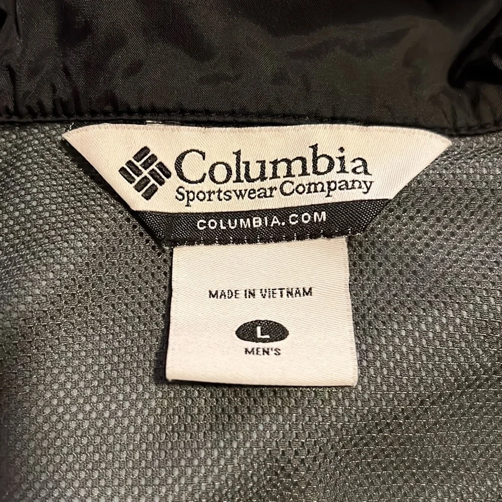 Mens size Large Columbia Sportswear Company Rain Jacket - Picture 2 of 5